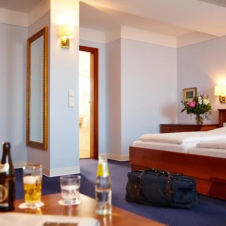 Concorde Hotel 4*