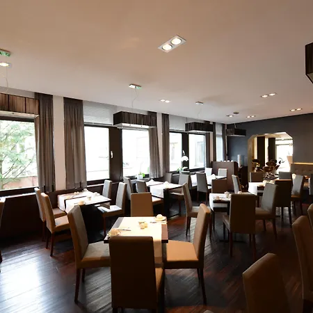 Concorde Hotel 4*