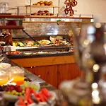 Concorde Hotel 4*