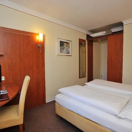 Concorde 4* Munich