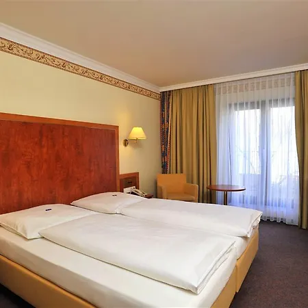 Concorde 4* Münih
