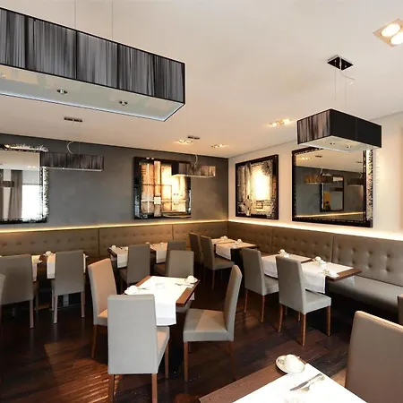 Concorde Hotel 4*